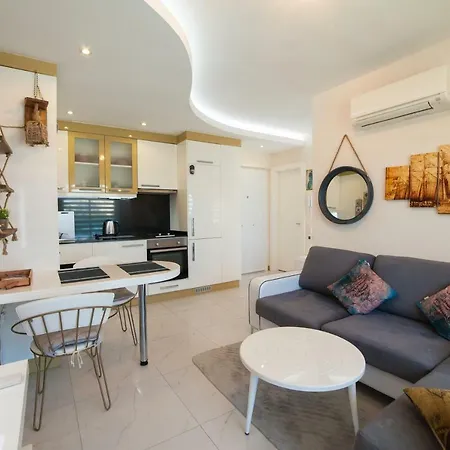 Granada Apartment