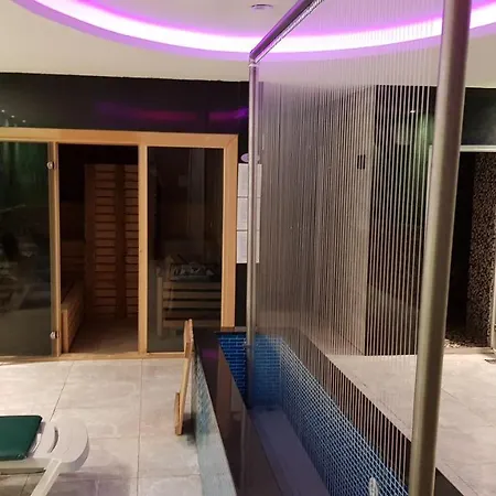 Апартаменты Granada *