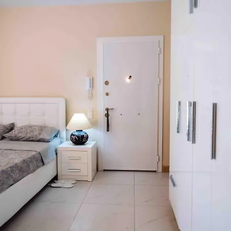 Granada Apartment
