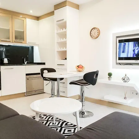 Granada Apartment
